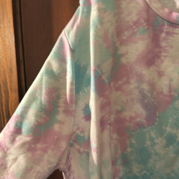 Pink Lily Tie Dye Long Sleeve Top - Picture 2 of 8